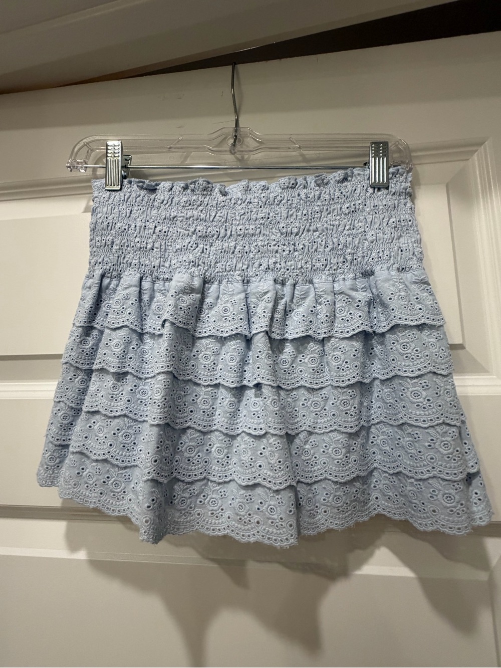 Guizio blue eyelet tiered mini skirt XS NWOT